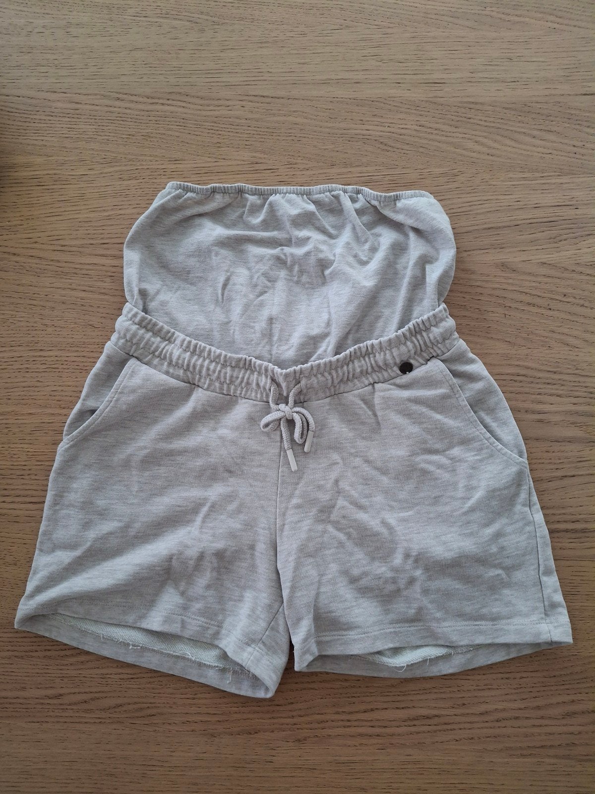 Zwangerschapsshort - 2 stuks, Enlèvement, Comme neuf, Taille 36 (S), Pantalon ou Jeans