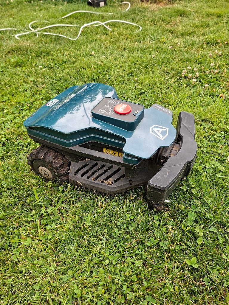 grasrobot, Jardin & Terrasse, Tondeuses robotisées, Enlèvement, Utilisé, Moins de 20 cm, Contrôlable via l'application
