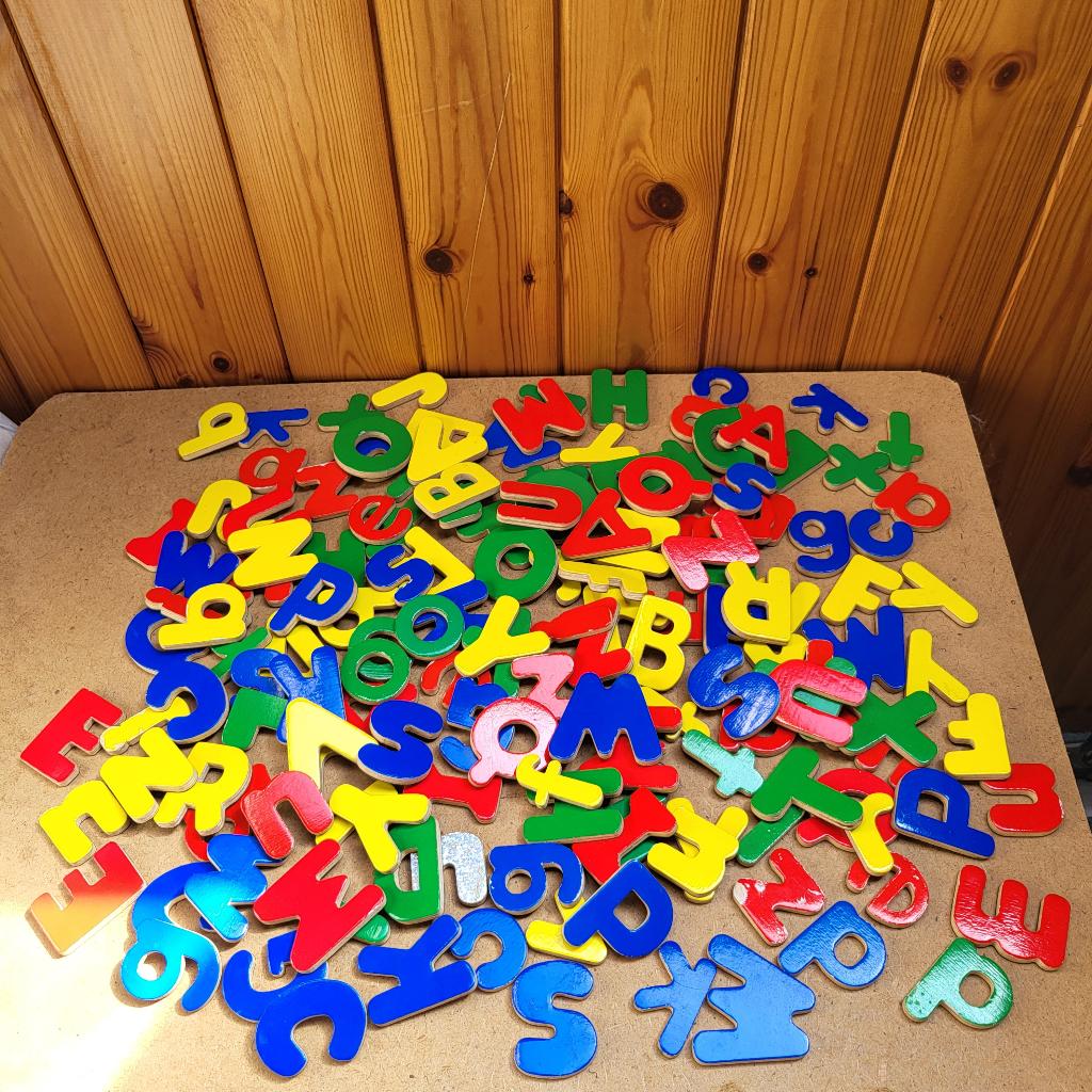 Magnetische letters, Ophalen of Verzenden, Gebruikt, Taal en Lezen