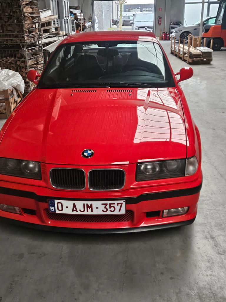 Oldtimer bmw m3 E36, foto 2