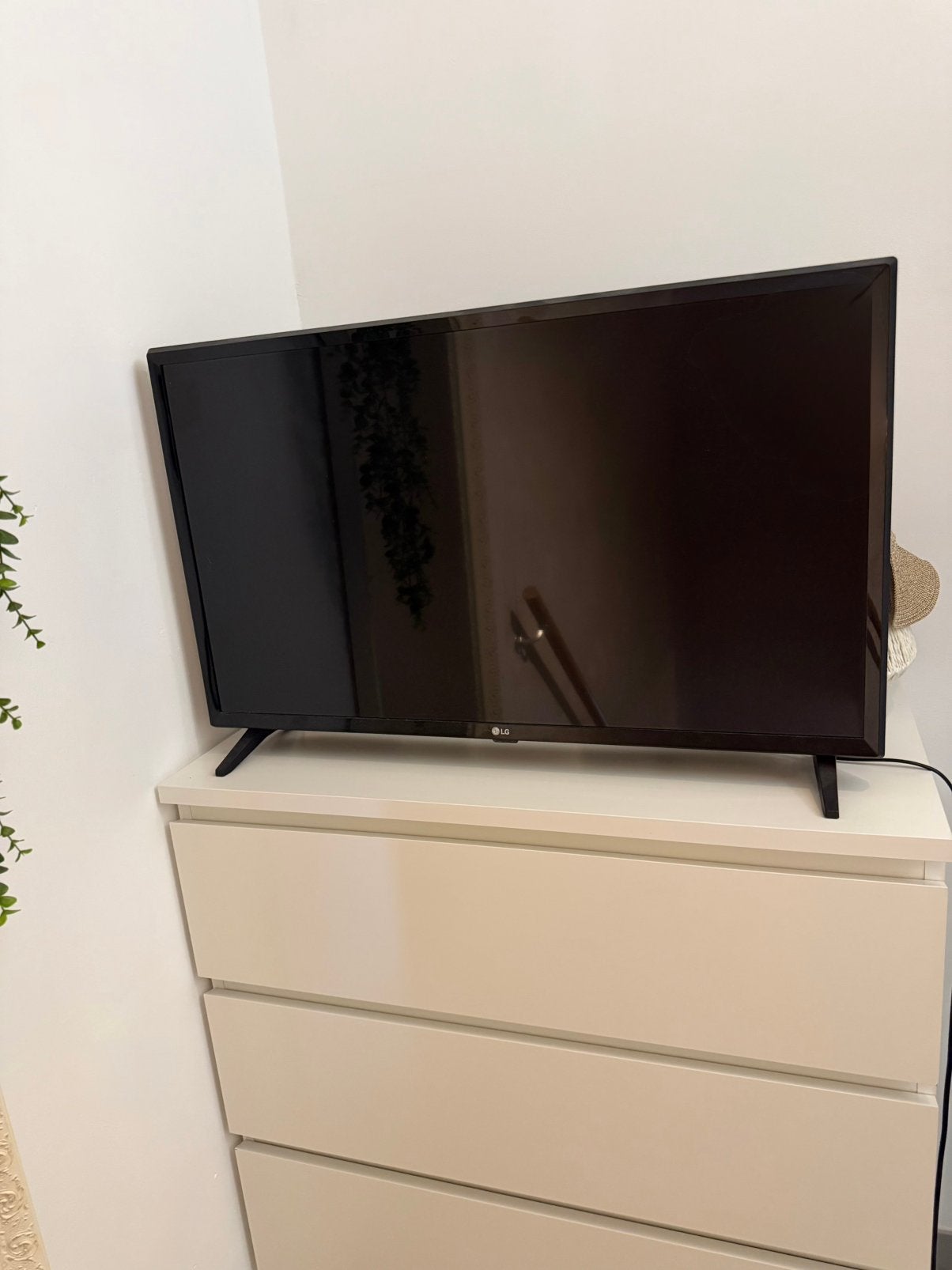 Lg smarttv 32 inch splinternieuw, Audio, Tv en Foto, Televisies, Ophalen, Zo goed als nieuw, LG