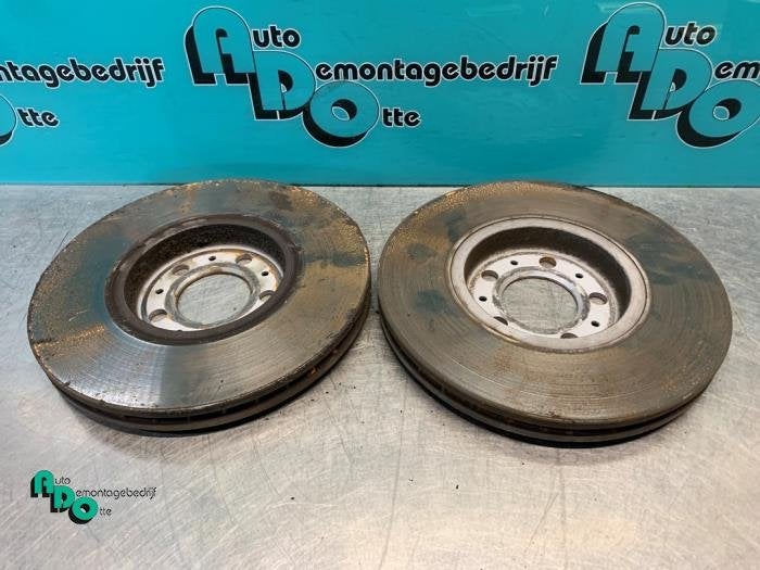 Disque de frein avant d'un Seat Ibiza (Ibiza 06-), -, 3 mois de garantie, Utilisé, -