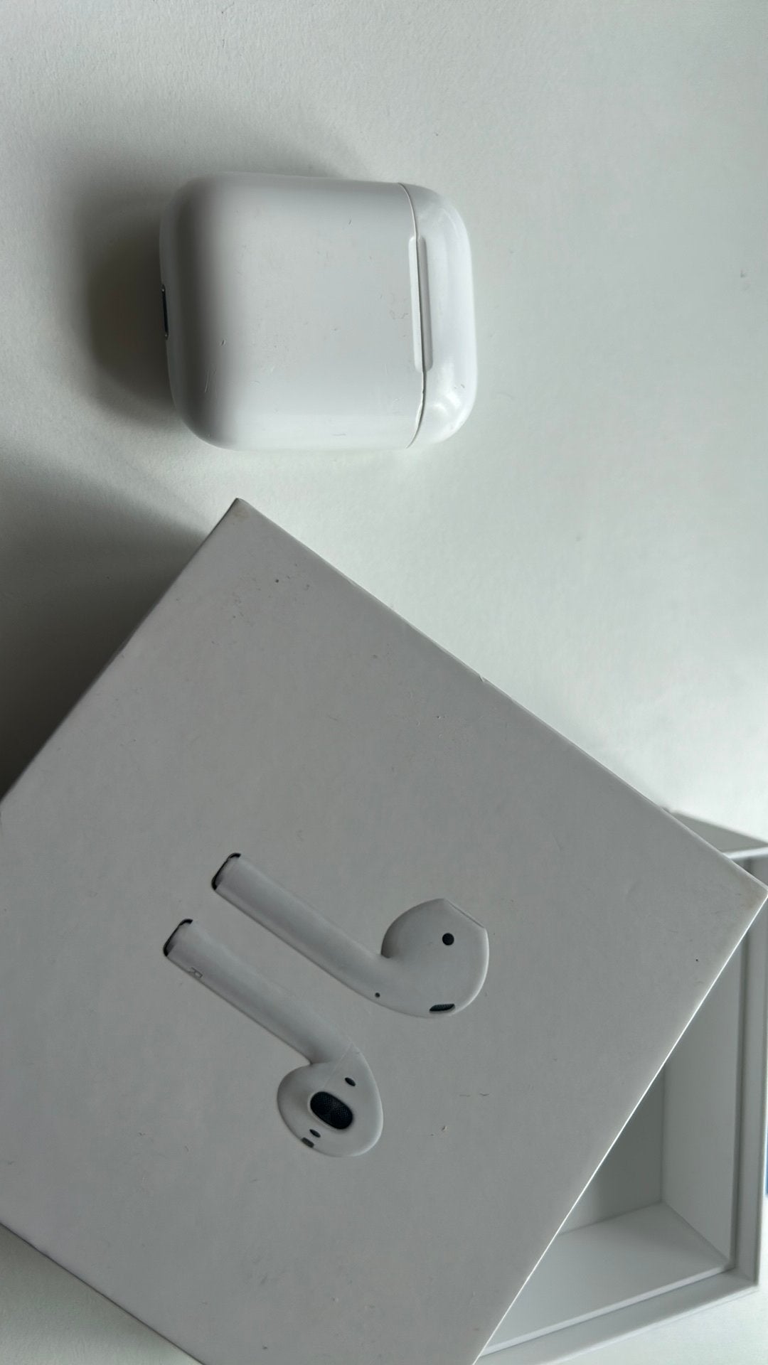 Airpods, Ophalen of Verzenden, Zo goed als nieuw