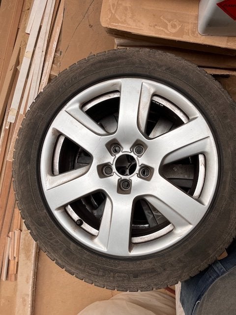 PNEUS D'HIVER pour AUDI A6 Avant 2.0 TDI, Autos : Pièces & Accessoires, Pneus & Jantes, Enlèvement, Pneus hiver, Pneus et Jantes