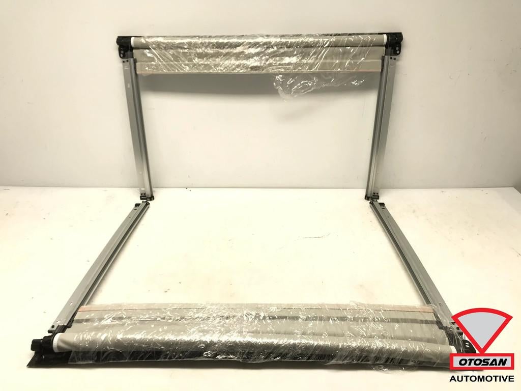 Skoda Fabia 2014+ Panorama dak Gordijn Mechaniek Set 6V08613, Auto-onderdelen, Tr. Vaclava Klementa 869
293 01  Mlada Boleslav, CZ