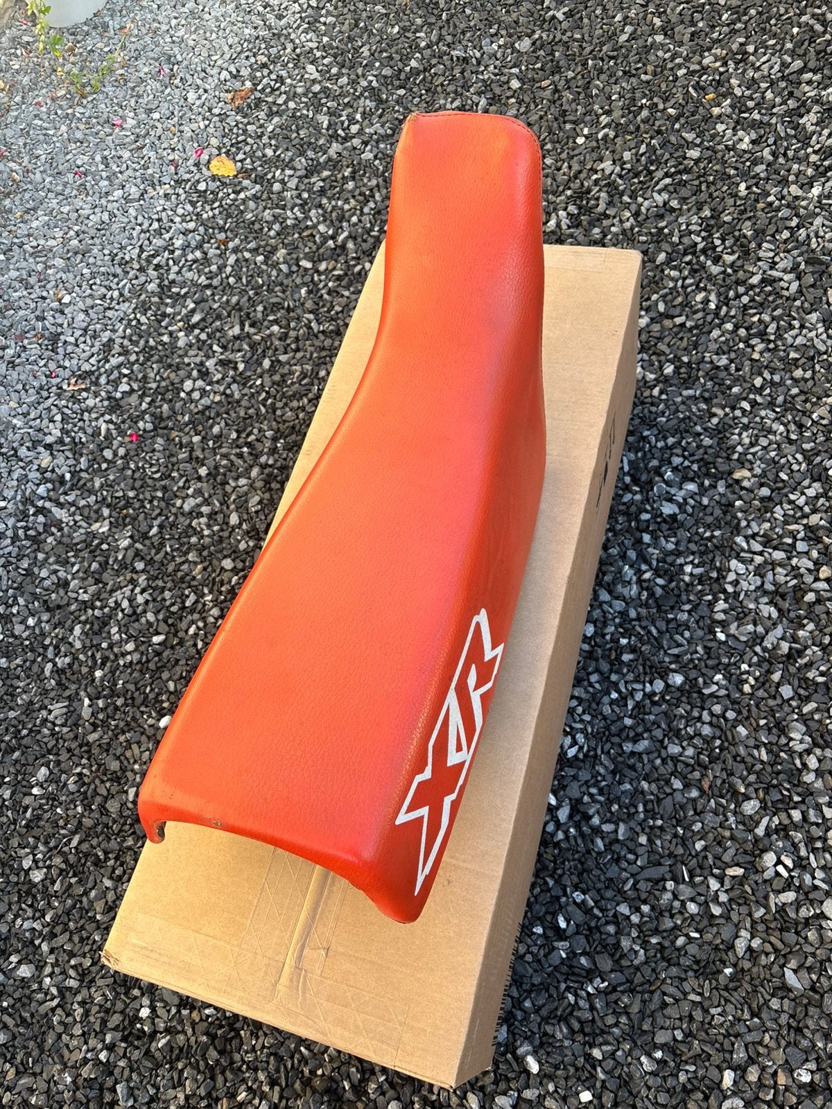 Selle rouge pour honda xr 600 moto, Motos, Enlèvement ou Envoi