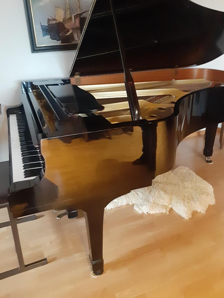 C7 Yamaha bouwjaar 1988, Muziek en Instrumenten, Piano's, Ophalen, Zwart, Zo goed als nieuw, Piano