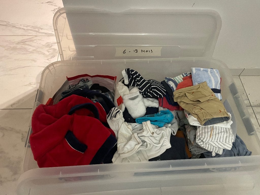 Vêtement garçon bebe (gratuit), Enlèvement