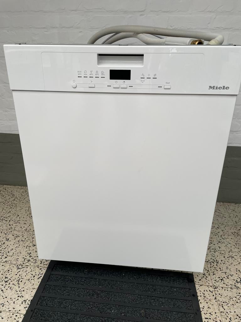 Lave-vaisselle encastrable Miele G5022 SCU, Electroménager, Lave-vaisselle, 85 à 90 cm, Encastré, Moins de 10 litres, Comme neuf