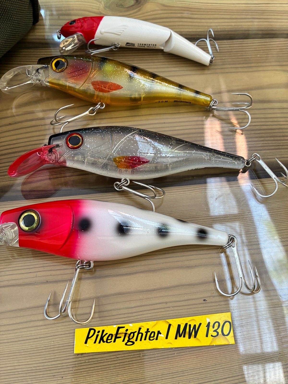 Set van 4 snoek pluggen, Ophalen of Verzenden, Zo goed als nieuw