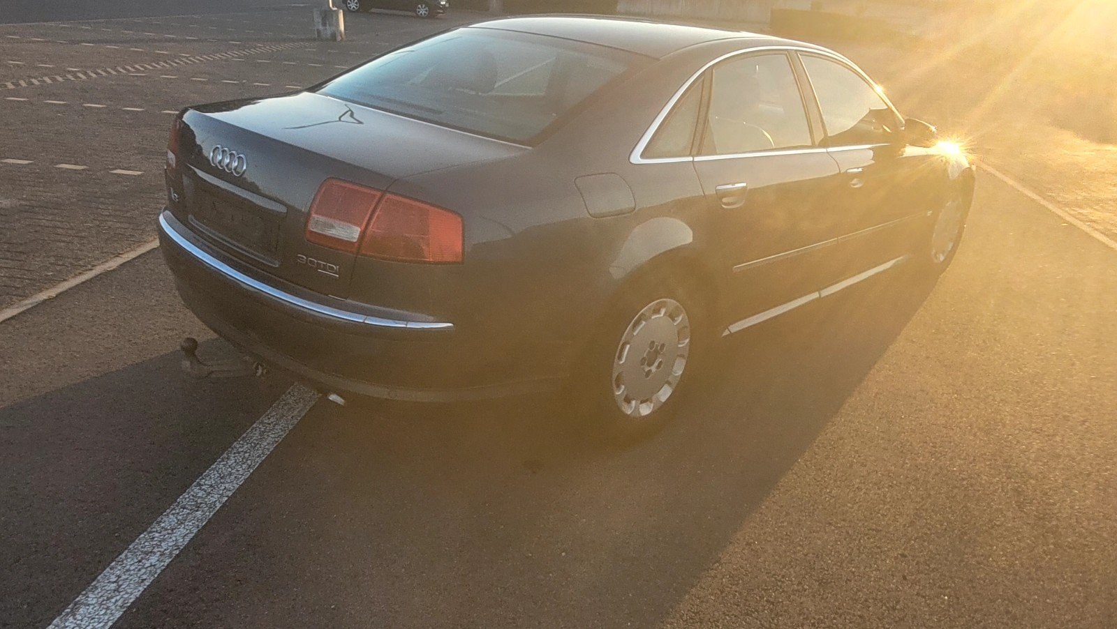 AUDI A8+2004+3.0TDI+AUTOMATIQUE+FULL +CUIR À 1499EU, Auto's, Automaat, Leder, Bedrijf, 5 deurs