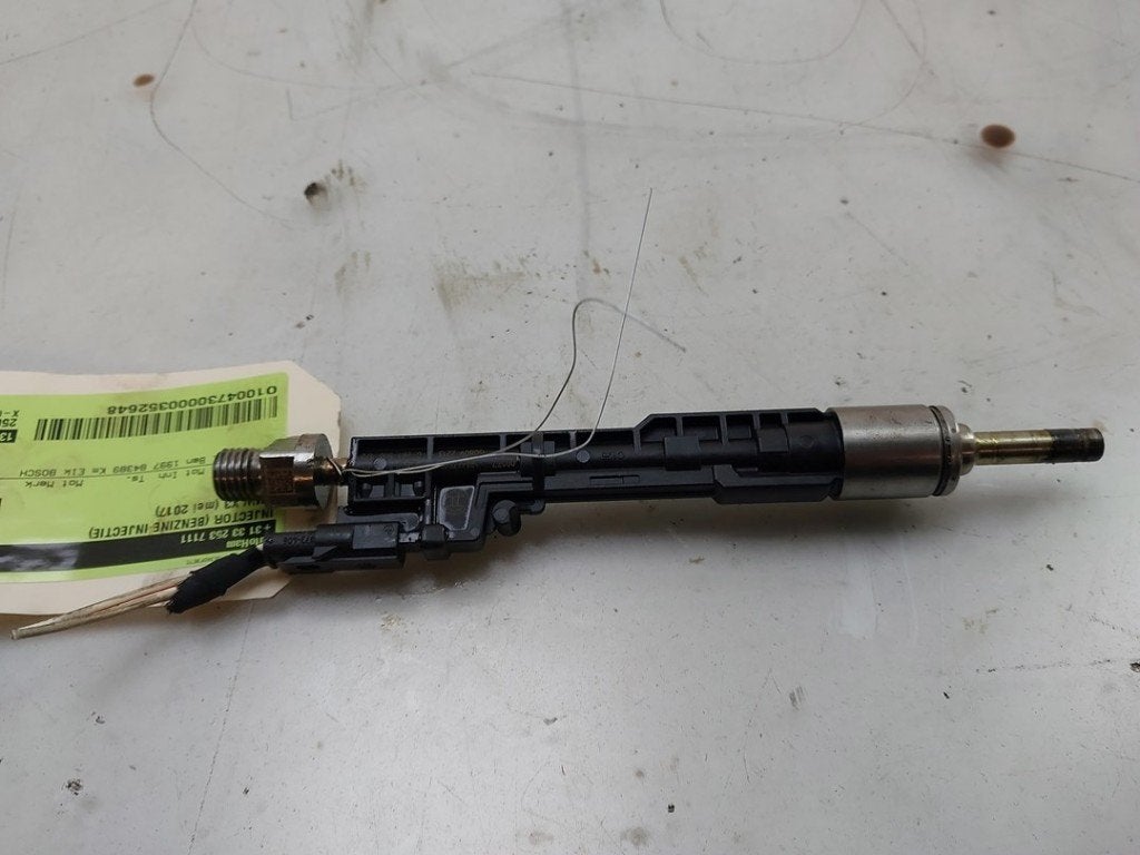 INJECTEUR BMW X3 (F25) (|13647639994|13648625397|), Robert Bosch AG, Utilisé, BMW, Robert-Bosch-Allee 1
74232  Abstatt, DE