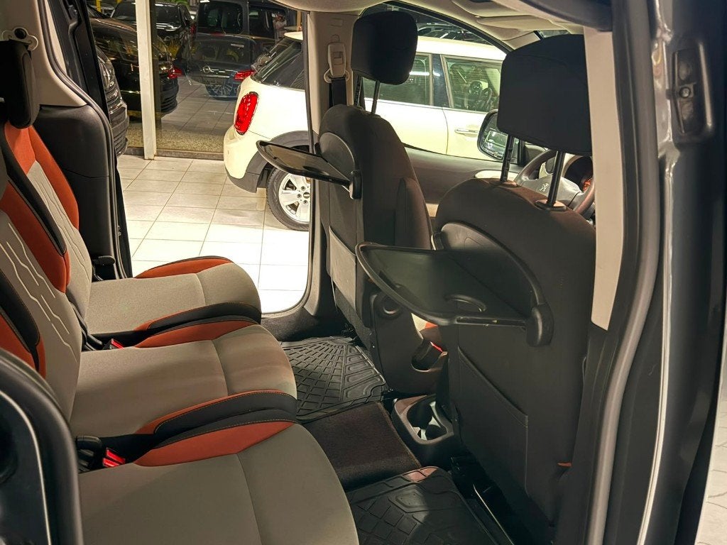 Peugeot Partner Style Tepee 1.6e-HDi 68kW Euro 5b, Autos, Euro 5, Achat, Entreprise, Boîte manuelle