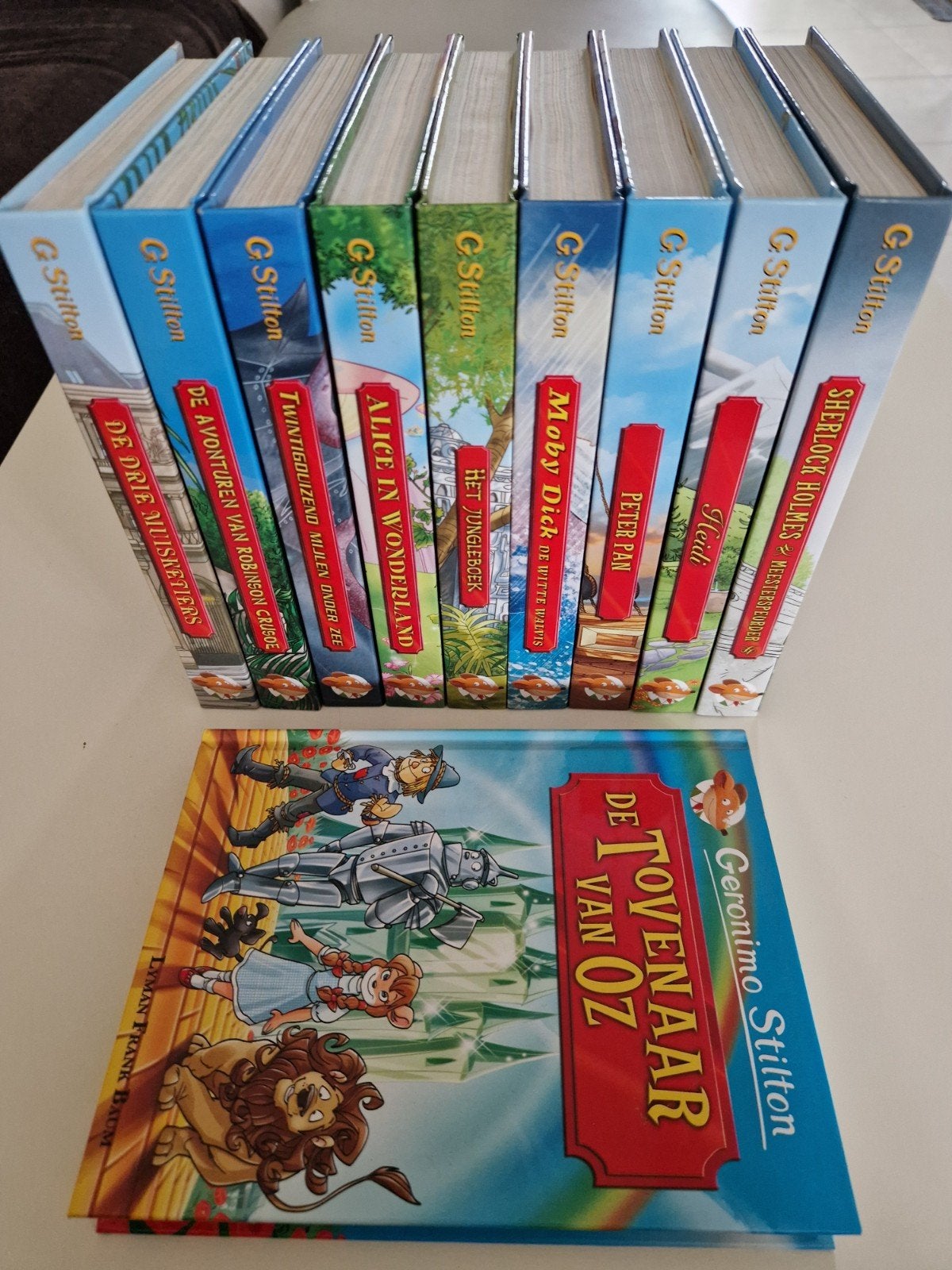 Geronimo Stilton boekenreeks (10 boeken)
30 €, Boeken, Kinderboeken | Jeugd | 10 tot 12 jaar, Ophalen, Nieuw, Non-fictie