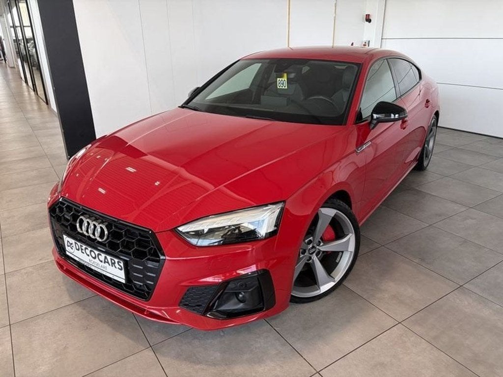 Audi A5 S-Line / Carplay - Android auto / Trekhaak / Sfeerv, Autos, Rouge, Achat, Euro 6, Noir