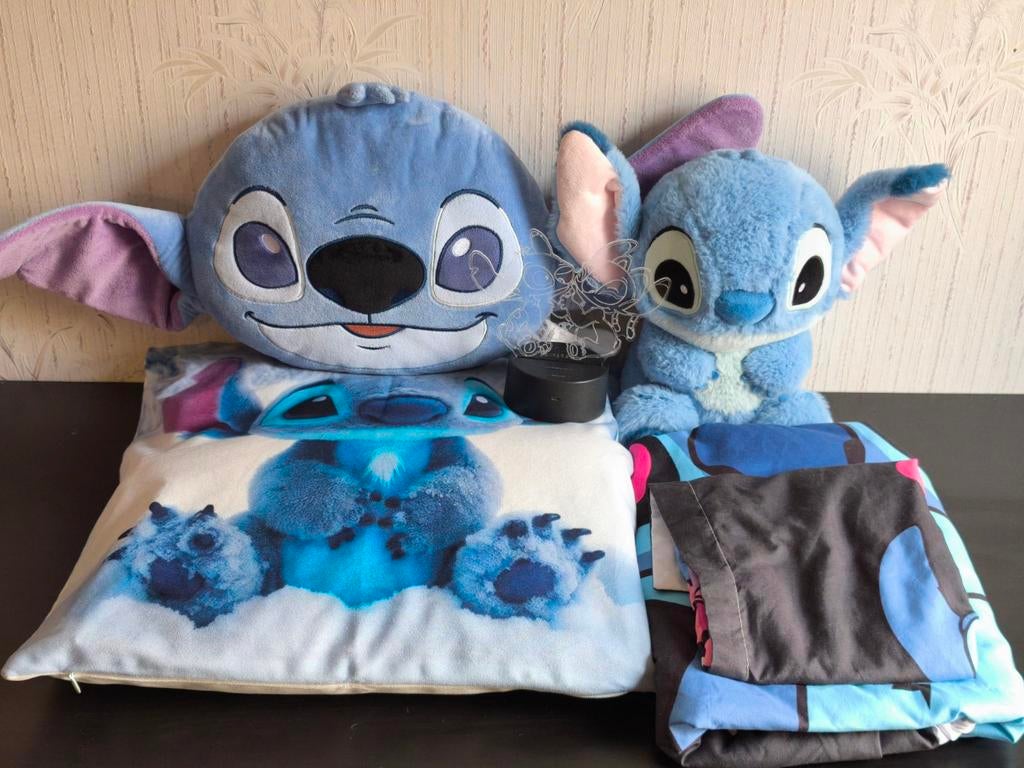 Stitch spullen en bed overtrek plus zak van Stitch, Kinderen en Baby's, Speelgoed | Knuffels en Pluche, Ophalen