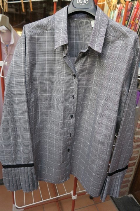 Blouse grijs vierkantjes van Laack mt 44, Van Laack, Maat 42/44 (L), Nieuw, Ophalen of Verzenden