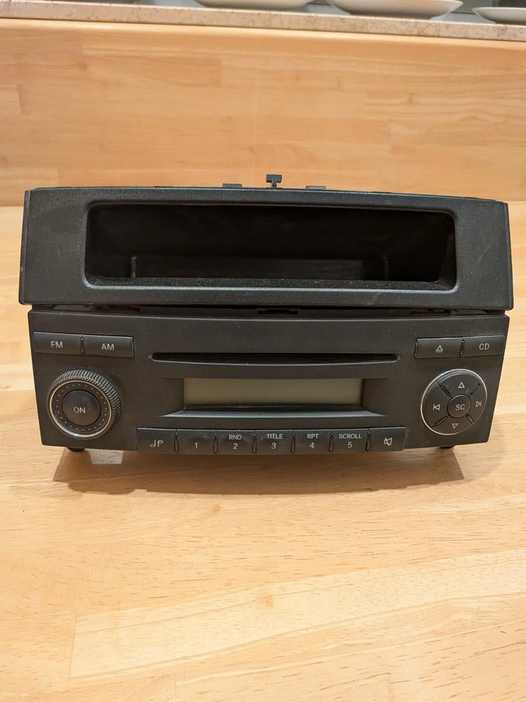 Auto radio VW Crafter / Mercedes Sprinter, Auto diversen, Ophalen