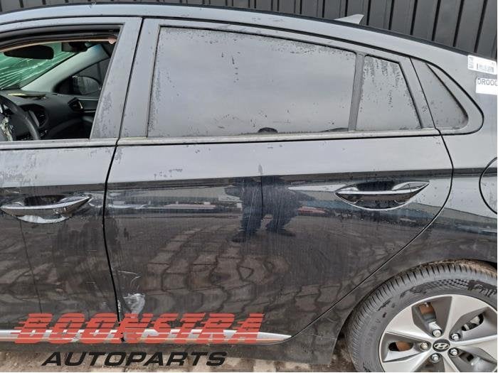Portière 4portes arrière gauche d'un Hyundai Ioniq (Ioniq, -, 3 mois de garantie, Utilisé, Porte