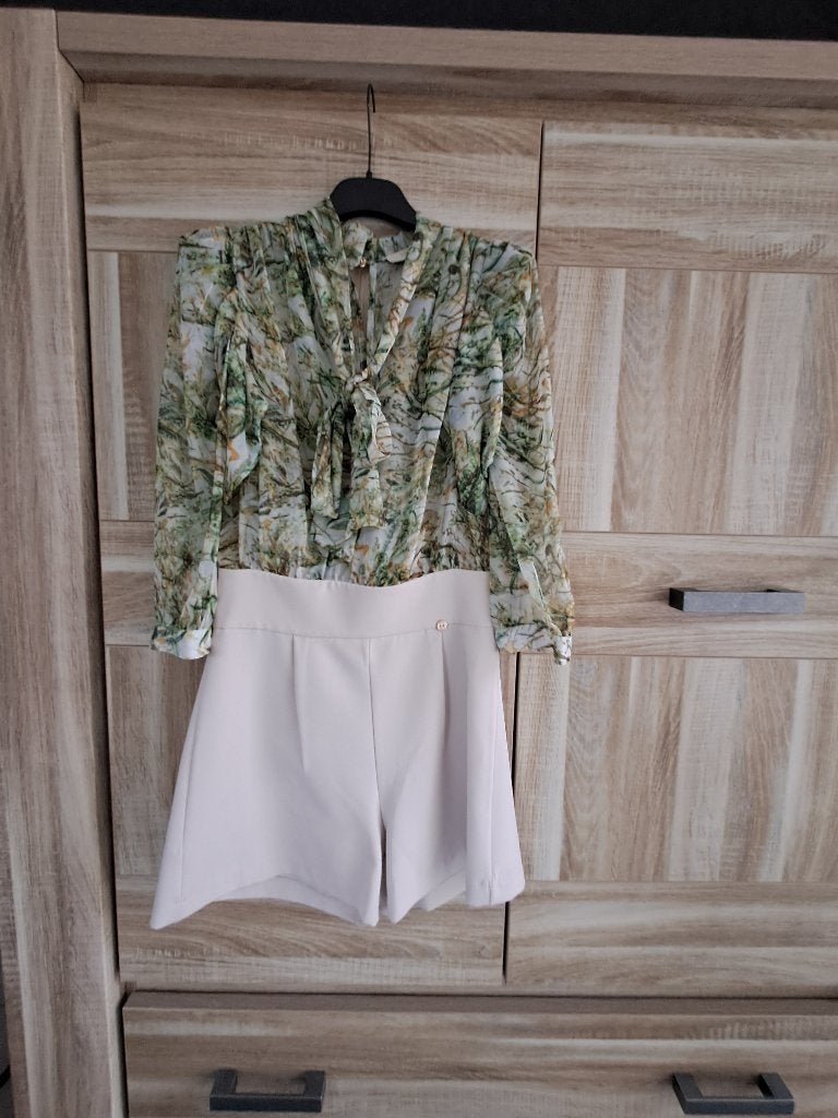 Korte jumpsuit zomer, Kleding | Dames, Dames-kledingpakketten, Ophalen of Verzenden, Zo goed als nieuw, Maat 36 (S)