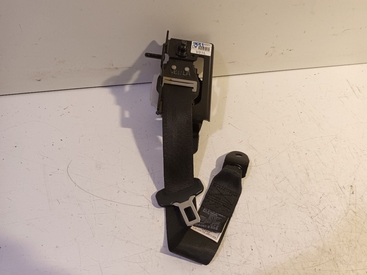 Veiligheidsgordel links achter Hyundai i40, Onderdelen@venauto.nl, Van der Ven Autorecycling B.V., Ettenseweg 76, 4706 PB Roosendaal, The Netherlands