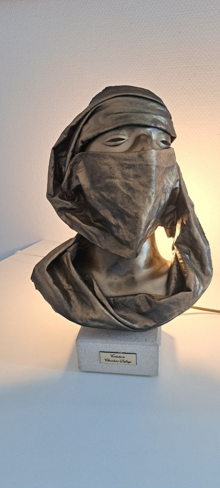 Bijzondere bronzenkleurige sculptuurlamp – Création Christia, Antiquités & Art, Enlèvement, Sculpture