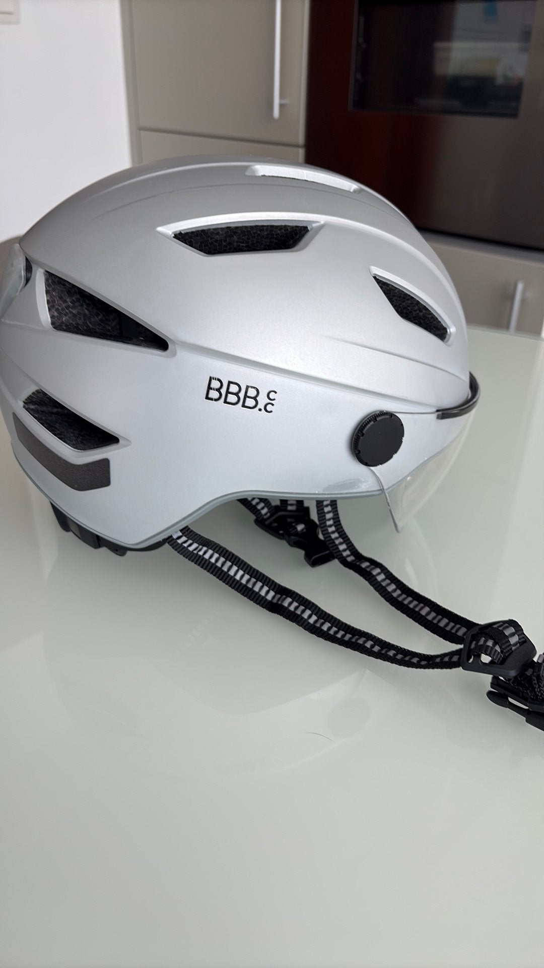 Nieuwe heren fiets helm zilvergrijs maat 52/57, Ophalen, Zo goed als nieuw, M, Heer