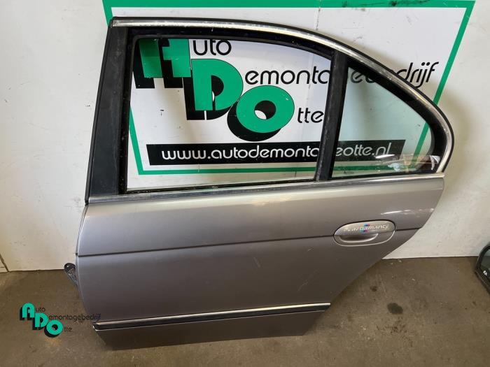 Portier 4Deurs links-achter van een BMW 5-Serie (5-Serie 95-, Gebruikt, -, Deur, -