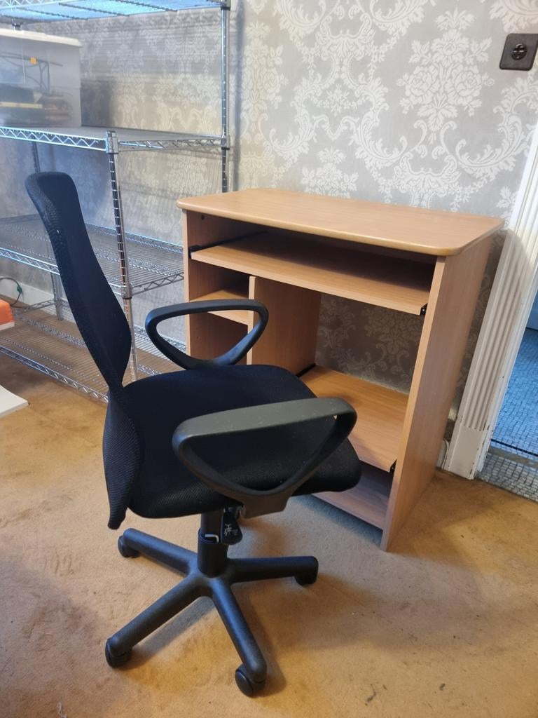 Chaise à roulettes réglable en hauteur+meuble ordi exc.état, Maison & Meubles, Bureaux, Enlèvement, Réglable en hauteur