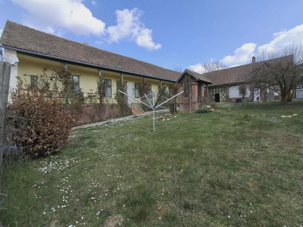 Mágocs,  Tanyawoning met gastenverblijf #1580, Immo, 2 kamers, 152 m², Stad, Mágocs