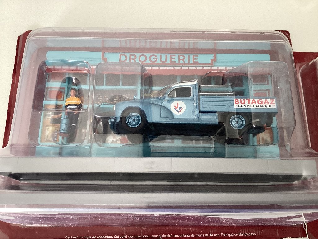 Diorama 1:43 Peugeot Dangel & Renault, Enlèvement ou Envoi, Neuf, Voiture