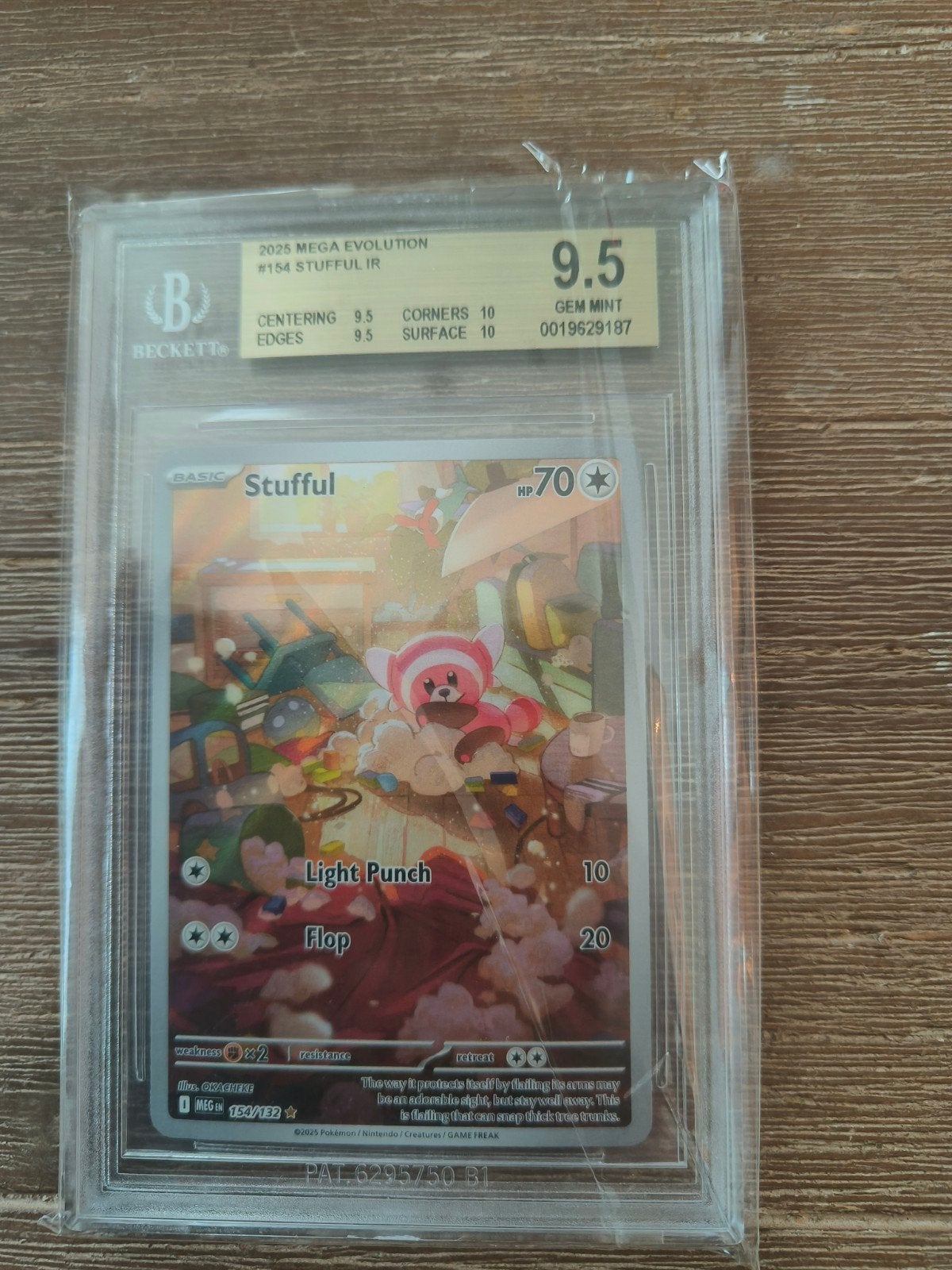 Pokemon stufful ir - mega evolutions, Ophalen