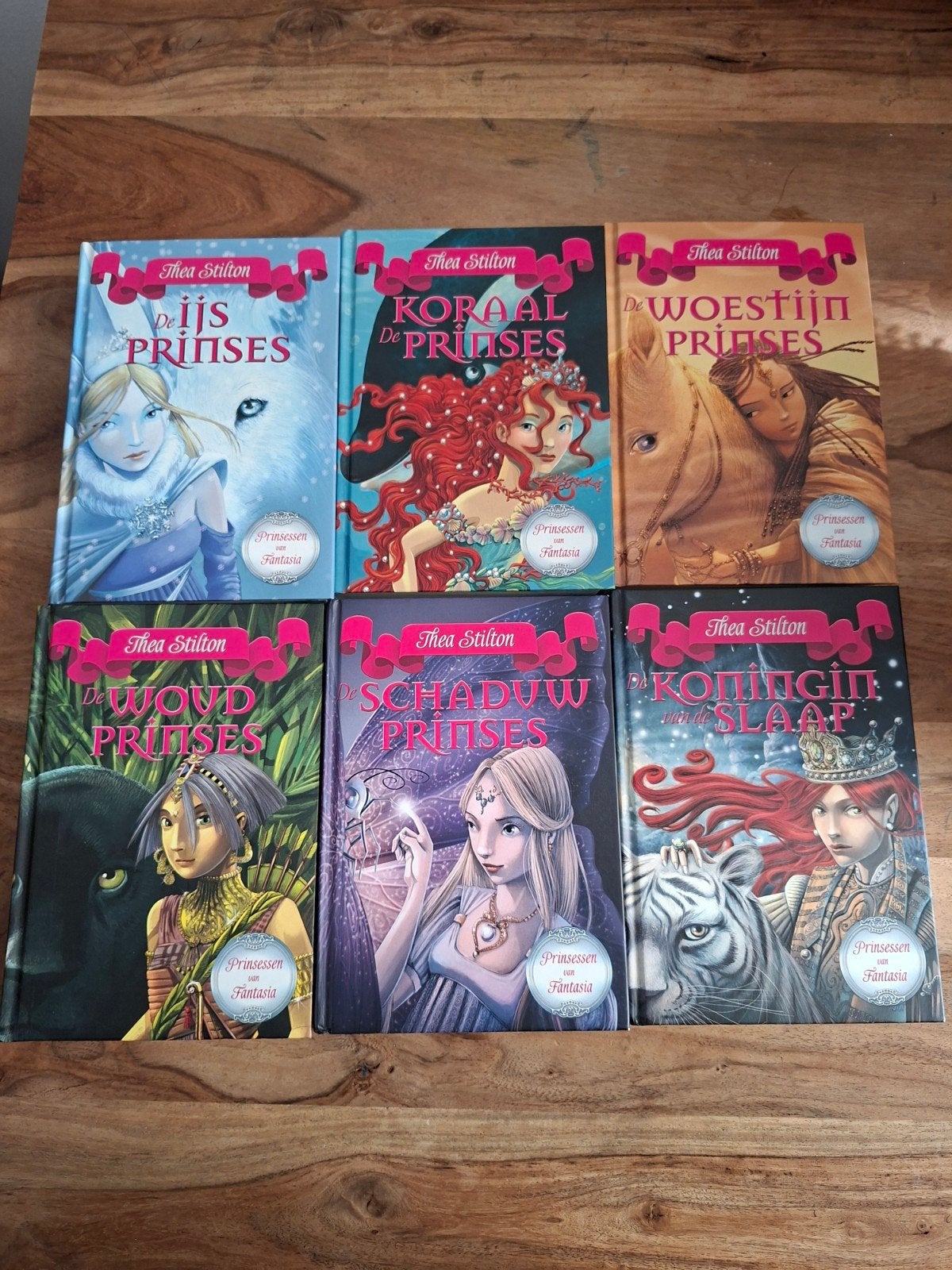Thea Stilton.Prinsessen uit Fantasia nummer 1-6
Nieuw!, Ophalen of Verzenden, Nieuw