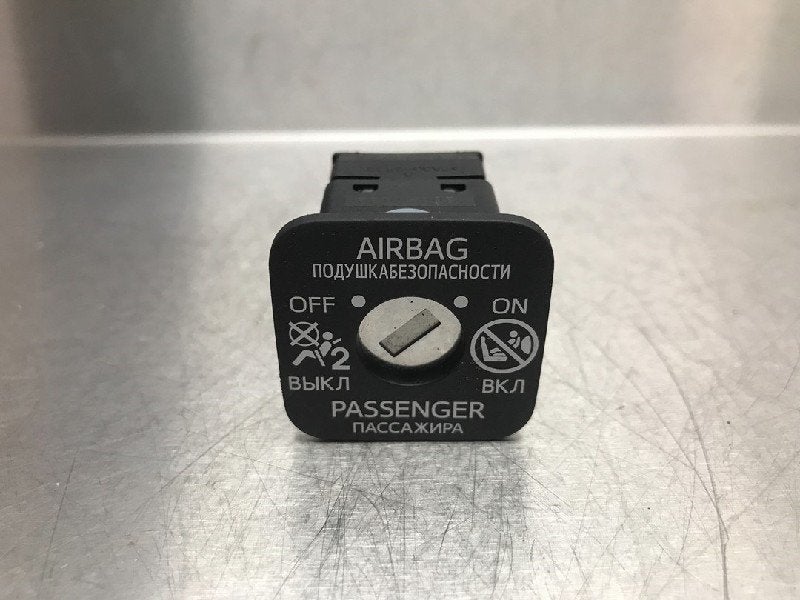 AIRBAGSLOT Lexus CT 200h (01-2010/09-2020), Gebruikt, Lexus