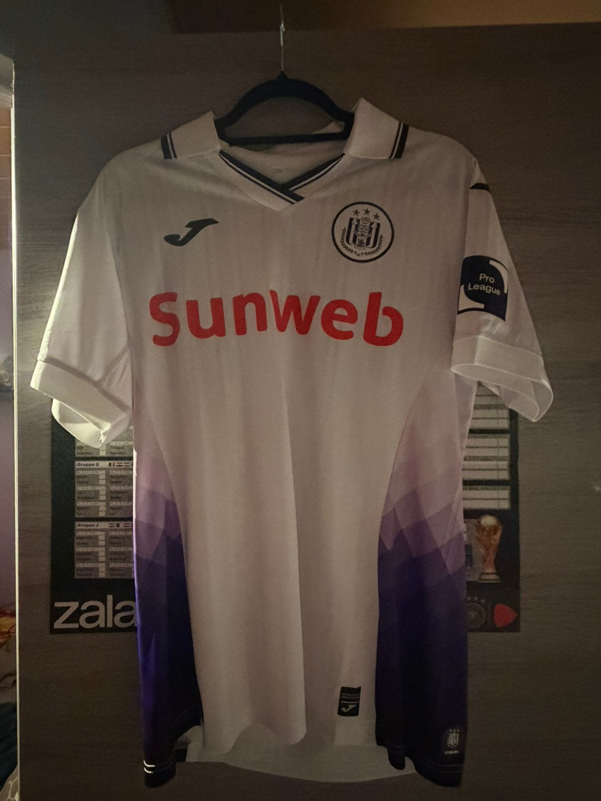 Matchworn Vazques, Sport en Fitness, Voetbal, Ophalen, Zo goed als nieuw