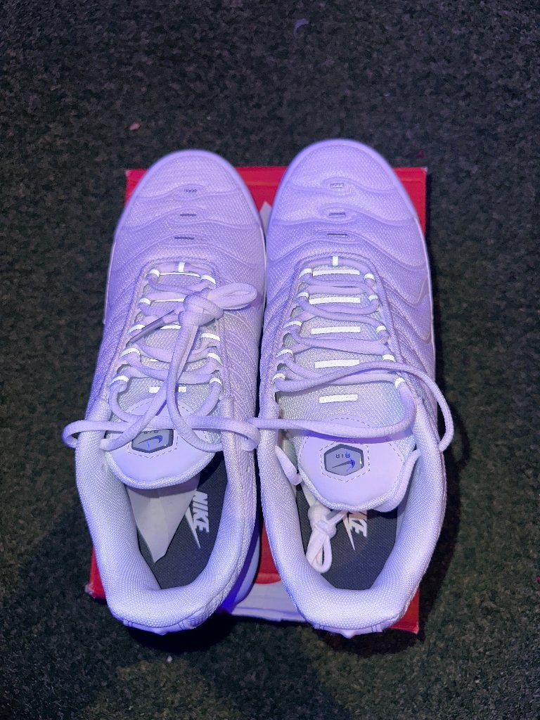 Air max schoenen “maat 45”, Enlèvement ou Envoi, Nike, Comme neuf, Blanc