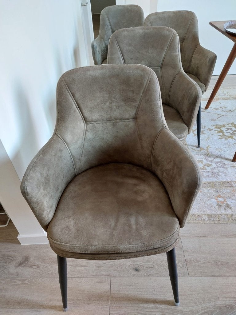 4 eetkamerstoelen in goede staat, Huis en Inrichting, Ophalen, Overige kleuren, Vier, Kunststof