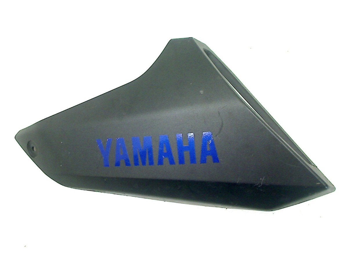 PRISE D'AIR DROIT Yamaha MT 09 2014-2017 (1RC-2137X-00), Yamaha Motor Europe N.V., Utilisé, Customersupport@yamaha-motor.co.uk