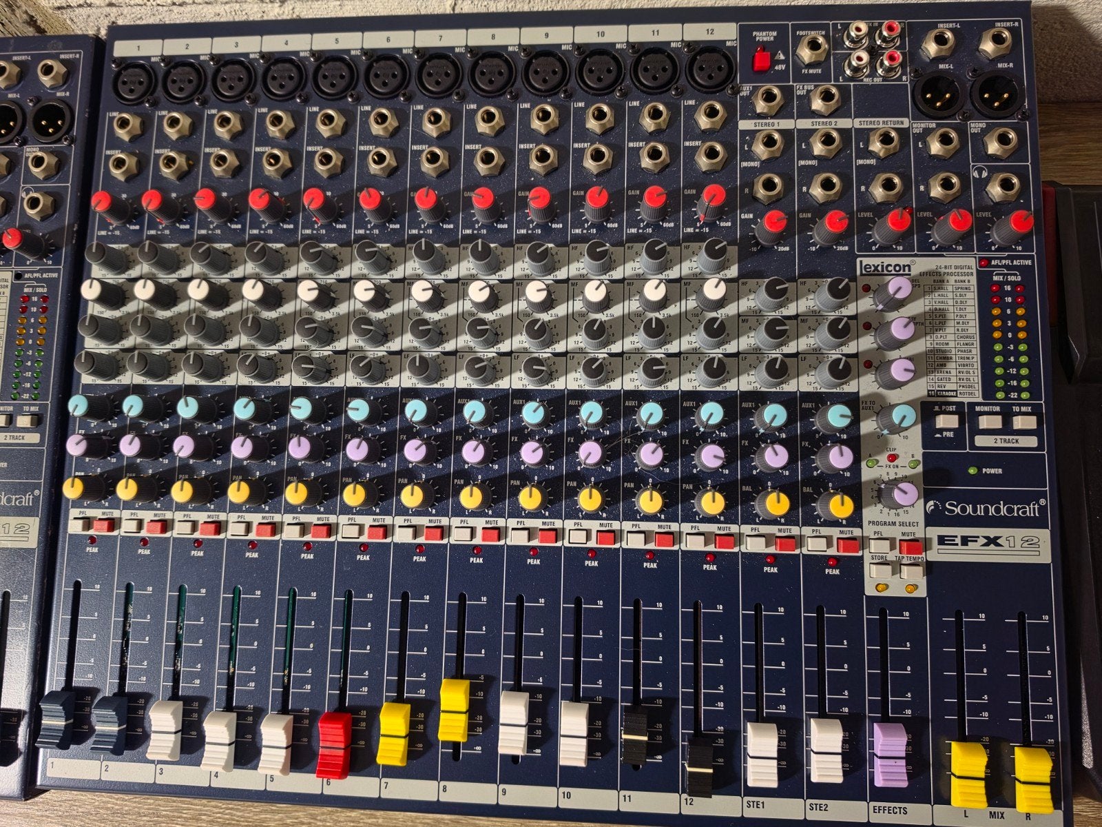 2x soundcraft EFX12, Ophalen, Gebruikt, 10 tot 20 kanalen
