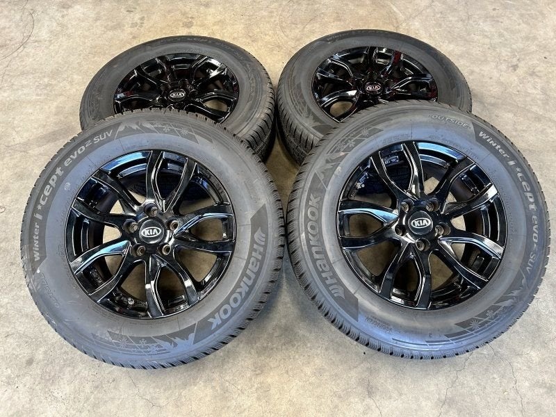 16 inch originele velgen + winterbanden Kia Sportage KBA5107, Autos : Pièces & Accessoires, Pneus et Jantes, 16 pouces, -, Utilisé