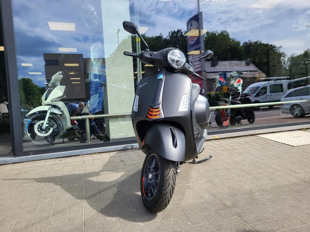 Vespa GTS 310 super sport, Scooter, Entreprise, Occasion, Contrôle de traction