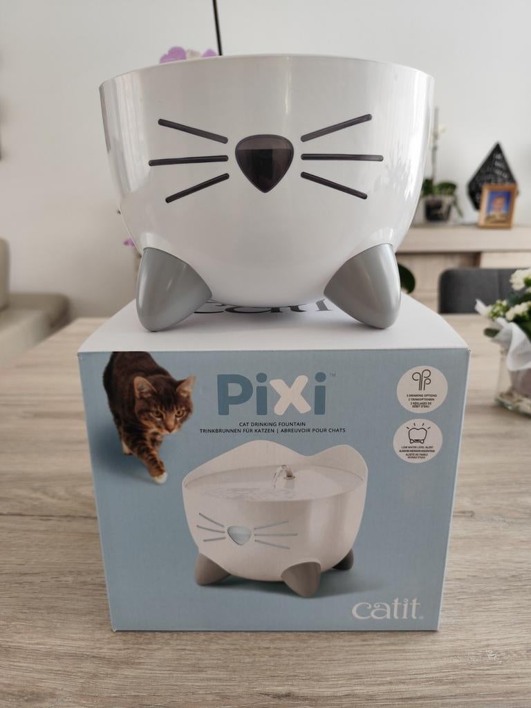 Fontaine à eau pour chat Catit Pixi neuve, Ophalen