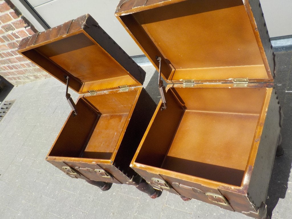 Set van 2 vintage koffers stijl bijzettafels, Ophalen