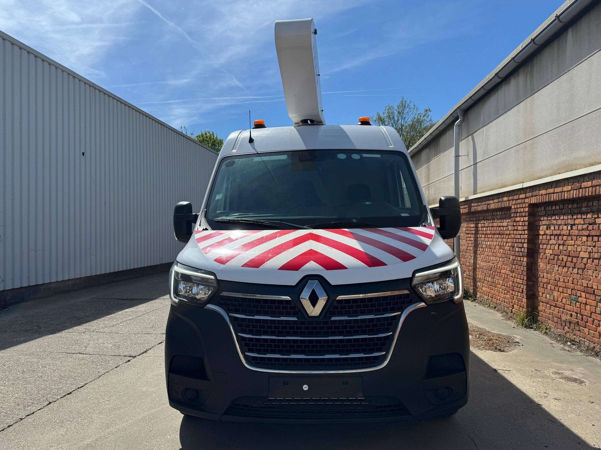 Renault Master 2.3 dCi 35 L2H2 HOOGWERKER NACELLE LIFT 45000, Auto's, Gebruikt, 4 cilinders, Parkeersensor, Bedrijf
