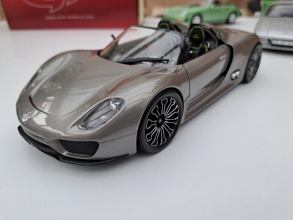 Porsche 918 spyder Minichamps Geen originele verpakking, Hobby en Vrije tijd, Ophalen of Verzenden, Zo goed als nieuw, Auto, MiniChamps