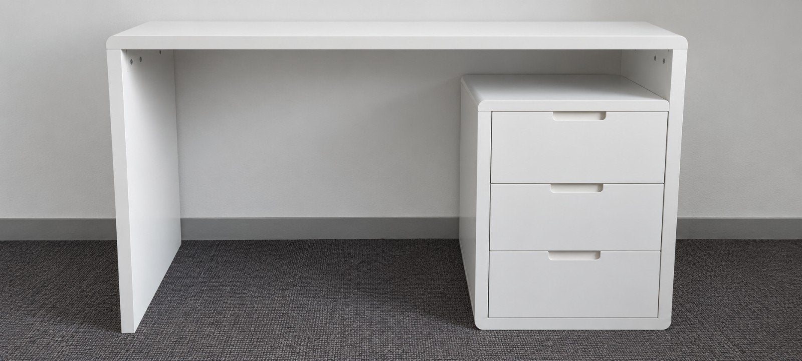 Witte bureau, Maison & Meubles, Autres matériaux, Utilisé, Blanc, 57 cm