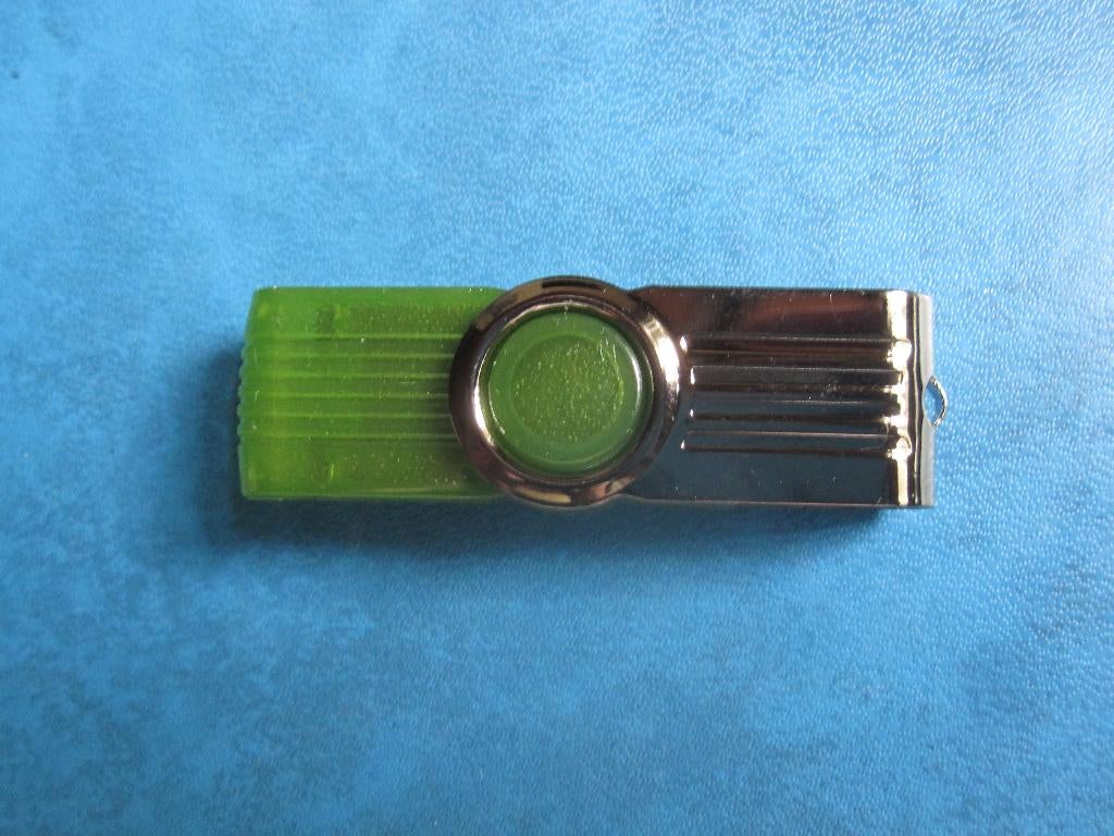 Clé USB verte 128 Go (neuve), Informatique & Logiciels, Clés USB, Enlèvement ou Envoi, Neuf, Geen merk, 128 GB