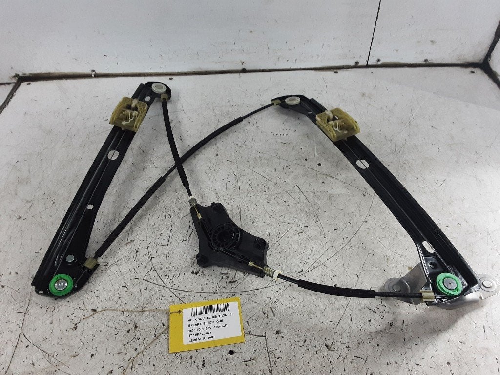 VITRE MECANISME AVANT DROIT Golf VII Variant (AUVV), Autos : Pièces & Accessoires, Volkswagen, Volkswagen AG, Utilisé, Kundenbetreuung@volkswagen.de