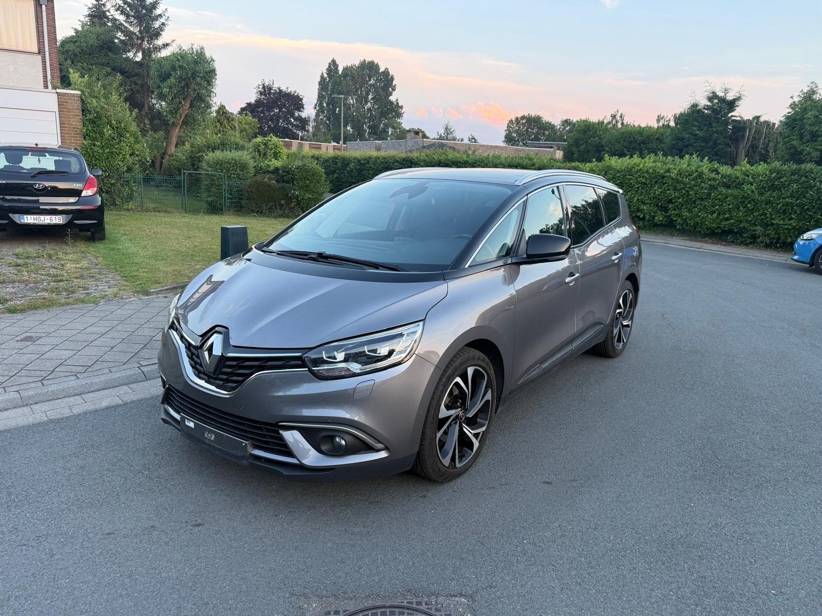 RENAULT GRAND SCENIC AUTOMATIQUE 1.8DCI 2019 211000KM AC EUR, Cuir, Argent ou Gris, Achat, Euro 6