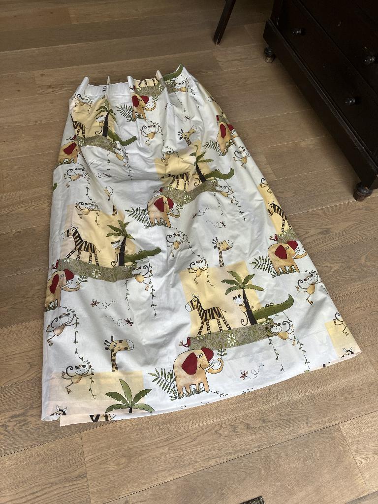 Gordijn voor kinderkamer, Ophalen, Zo goed als nieuw, 200 cm of meer, Speels